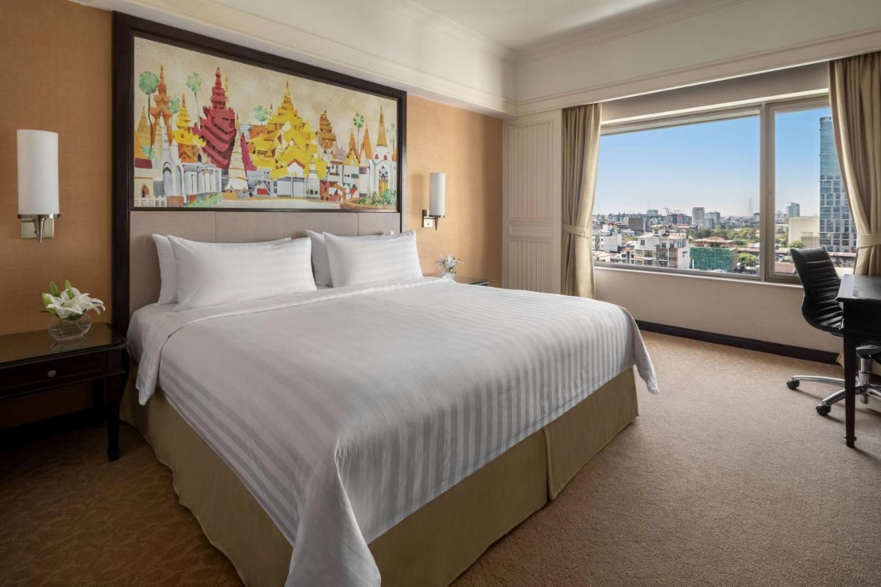 Sule Shangri-la, Yangon