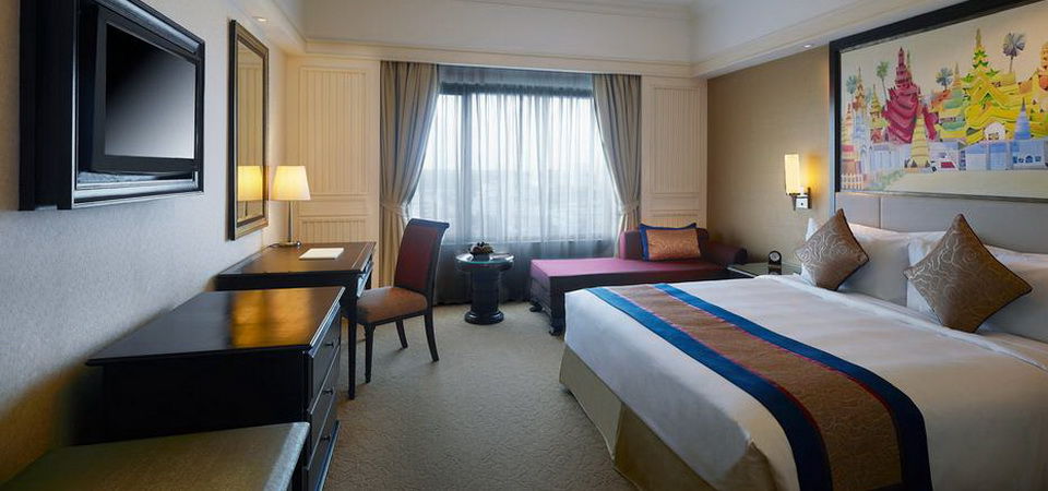 Sule Shangri-la, 5*