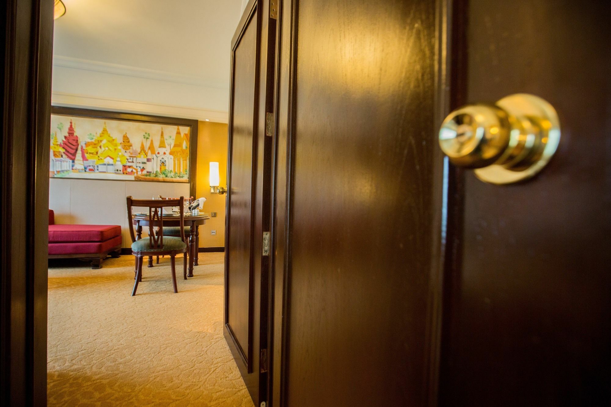 Hotel Sule Shangri-la, 5*